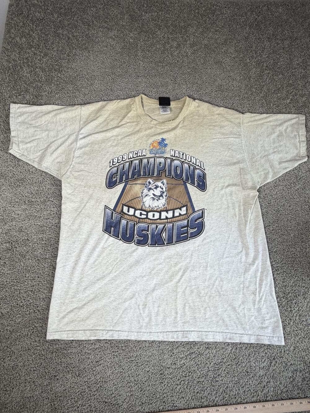 Vintage UConn Huskies Shirt Mens 2XL Gray 1999 Champions Basketball Pro Player